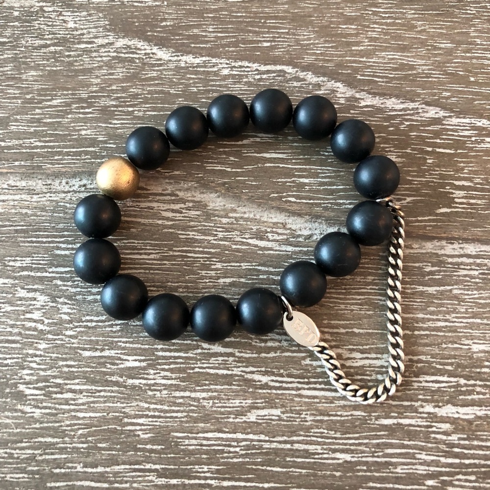 BTD beaded bracelet